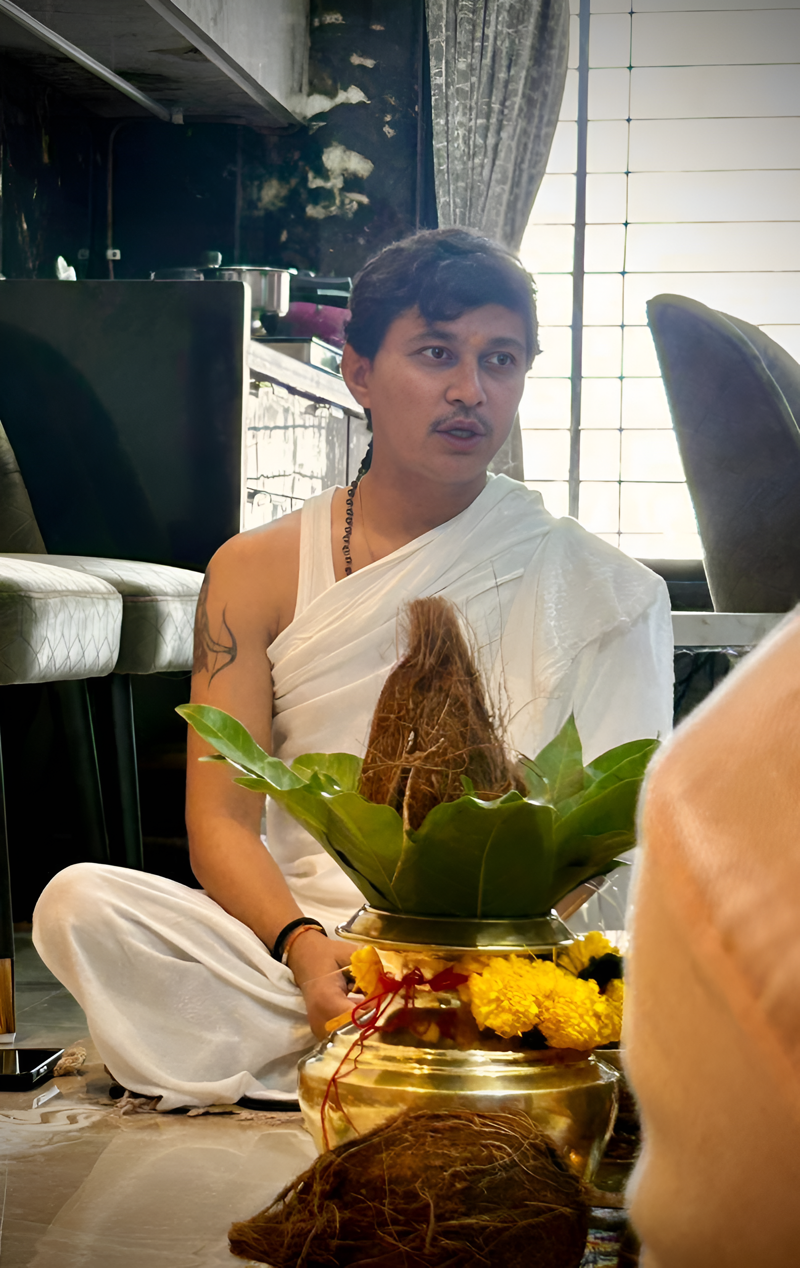 Vedmurti Abhishek Samudra Guruji — Astrology and Vastu Practitioner